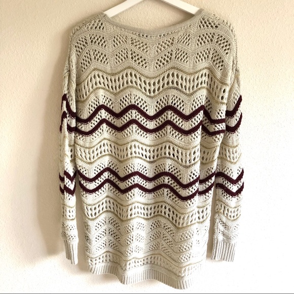 🛍️ 3/$20 Foreign Exchange Cream / Maroon Wavy Open Knit Sweater Size Small - Picture 2 of 7